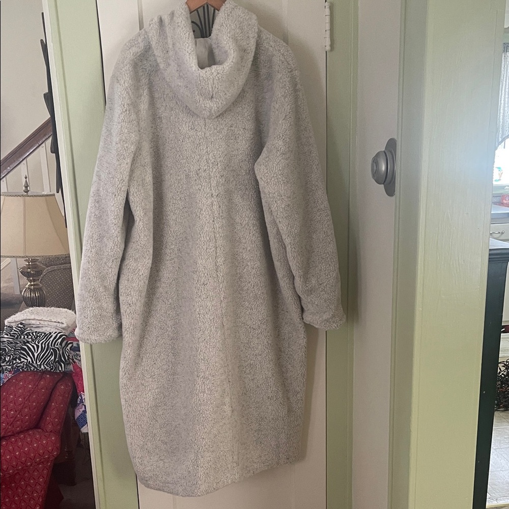 Cozy Gray Hooded Teddy Jacket - Picture 5 of 5